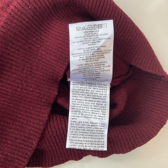 J.LINDEBERG V-Neck Merino Wool sweater  - size XL - Picture 10 of 11